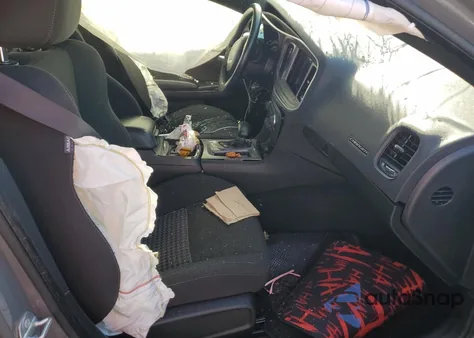 2023 Dodge Charger Gt z USA, uszkodzony, nr VIN 2C3CDXHG5PH611938